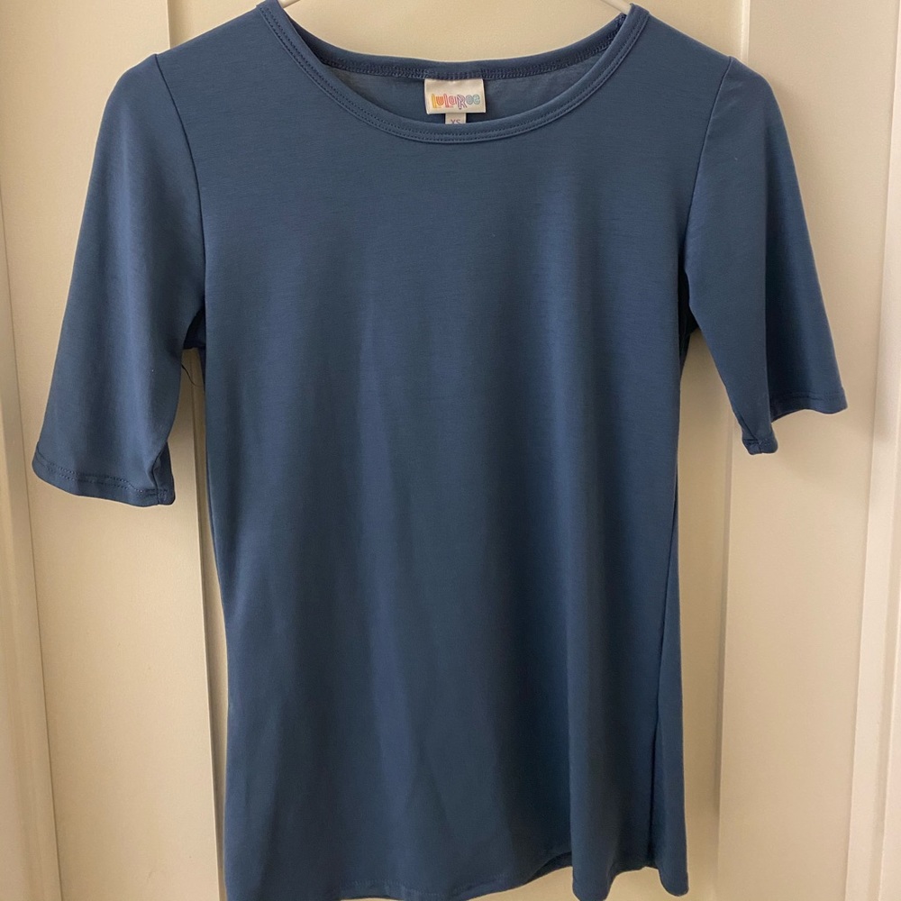 Midnight. Blue: LuLaRoe XS Half Sleeve